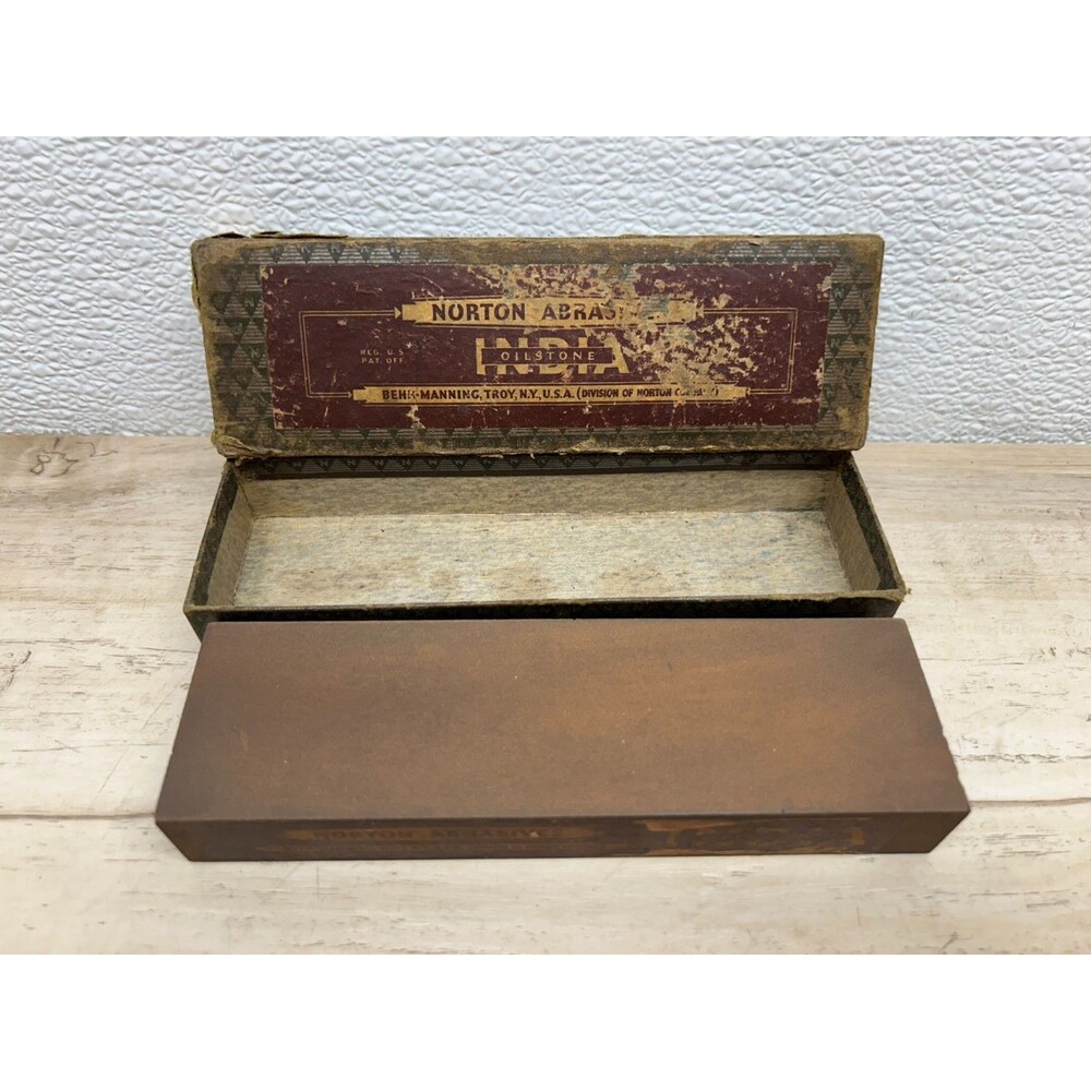 Antique Norton Abrasives India Oilstone Sharpening Stone 7" x 2" x 1" Medium MB7